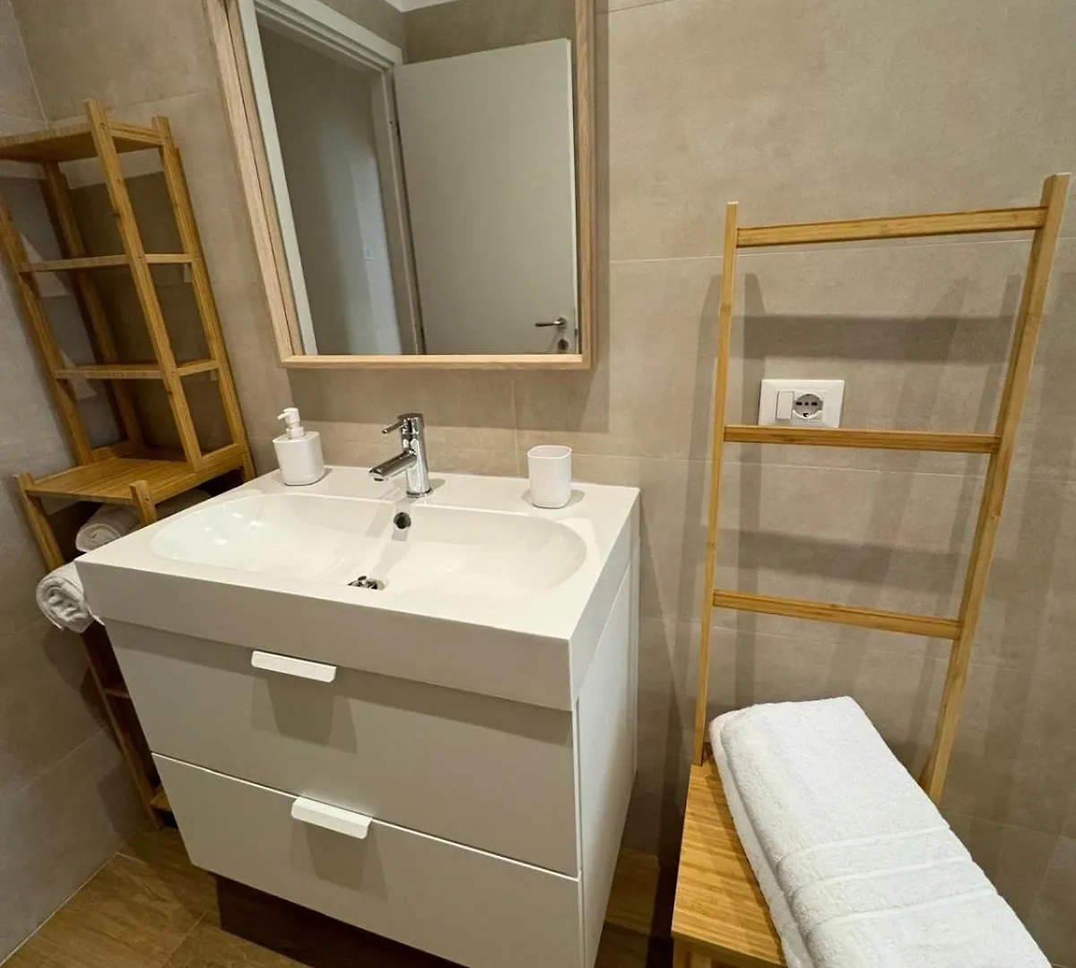 Casa Sicula Διαμέρισμα Παλέρμο 0*,